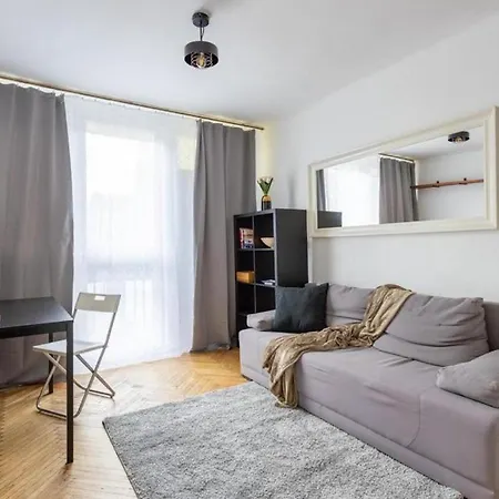 Lejlighed Urban Chic - Cozy One-bedroom In Warsaws Vibrant Center, Zelazna Street *