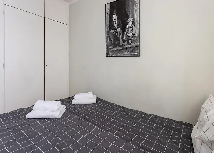 شقة Urban Chic - Cozy One-bedroom In Warsaws Vibrant Center, Zelazna Street